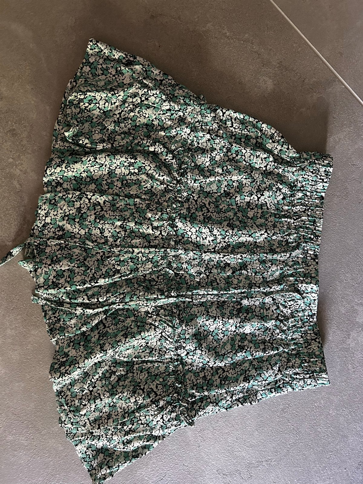 Zara Skort XS - Groen bloemenprint, Ophalen of Verzenden, Zo goed als nieuw, Maat 34 (XS) of kleiner, Boven de knie