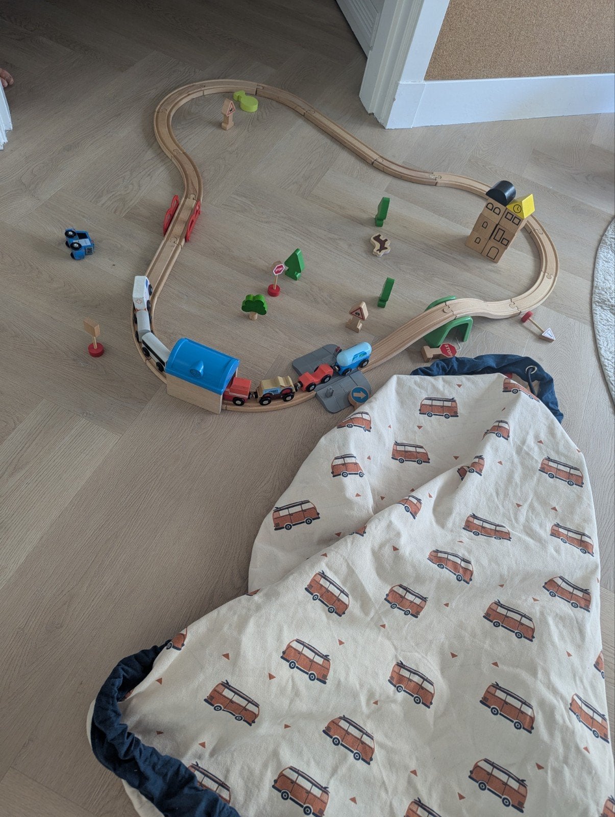 Houten treinbaan met opbergzak, Ophalen, Gebruikt