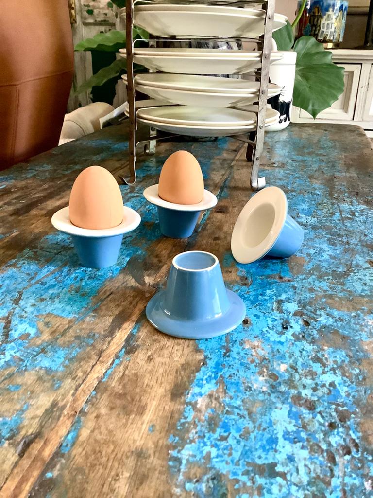 4 Vintage Fris Edam "Jubilant" eierdopjes, blauw/wit, Antiek en Kunst, Ophalen of Verzenden