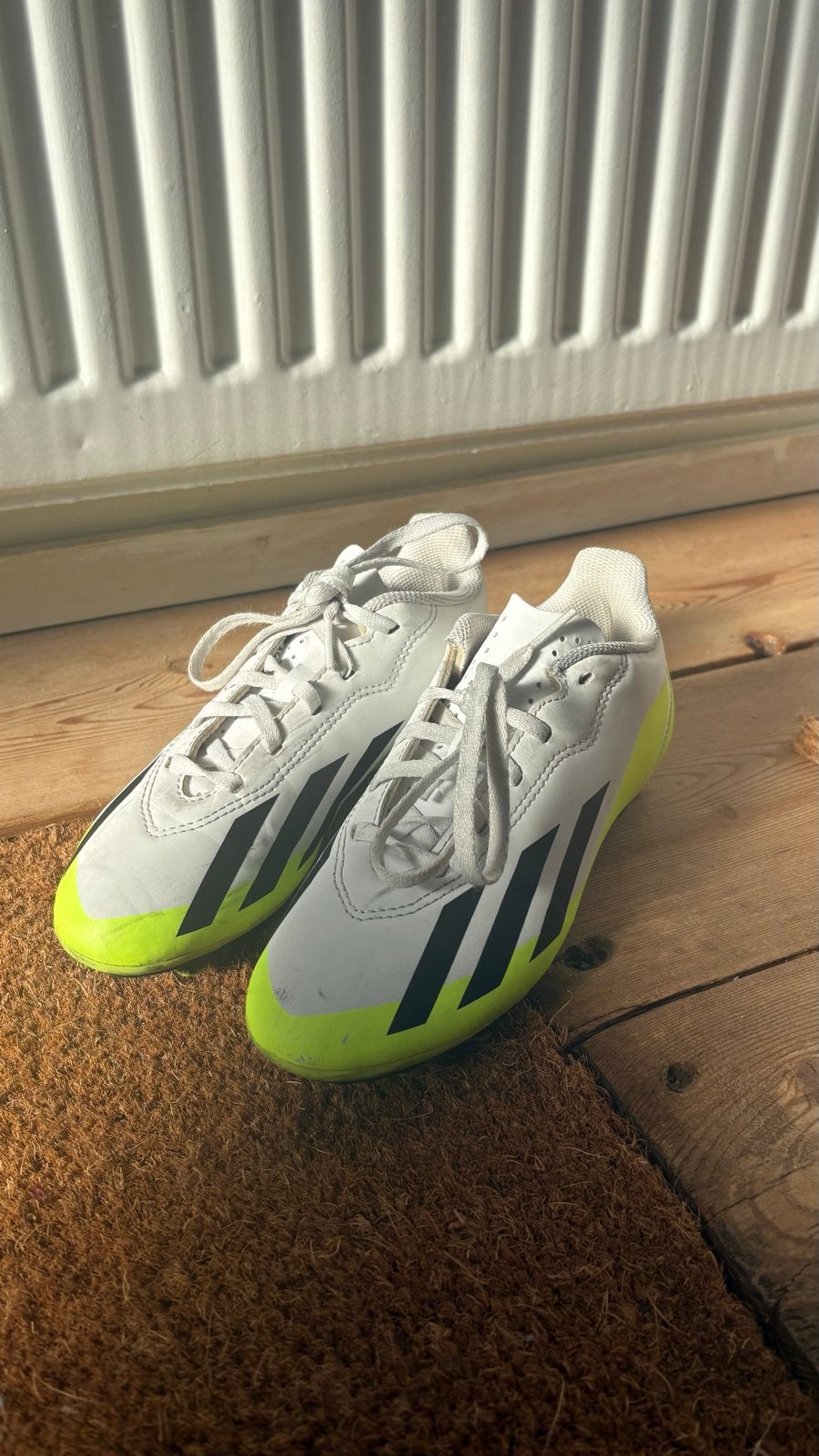 Adidas voetbalschoenen maat 35, Ophalen of Verzenden, Gebruikt, Schoenen