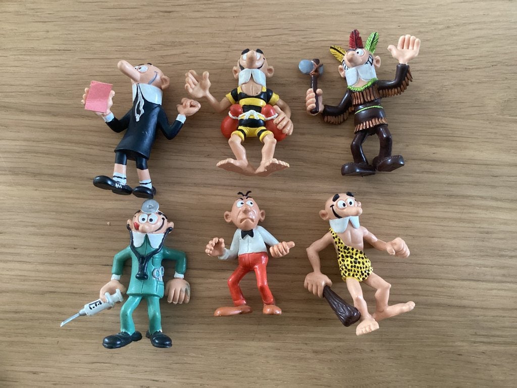 Paling en Ko 6 figuren ca. 8cm. Paling + Ko in 5 versies, Verzamelen, Ophalen of Verzenden, Kuifje, Zo goed als nieuw, Beeldje of Figuurtje