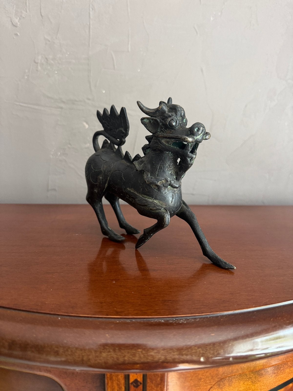 Chinees bronzen Qilin (chinese eekhoorn) antiek brons beeld, Overige onderwerpen, Handgemaakt, Minder dan 20 cm, Ophalen of Verzenden