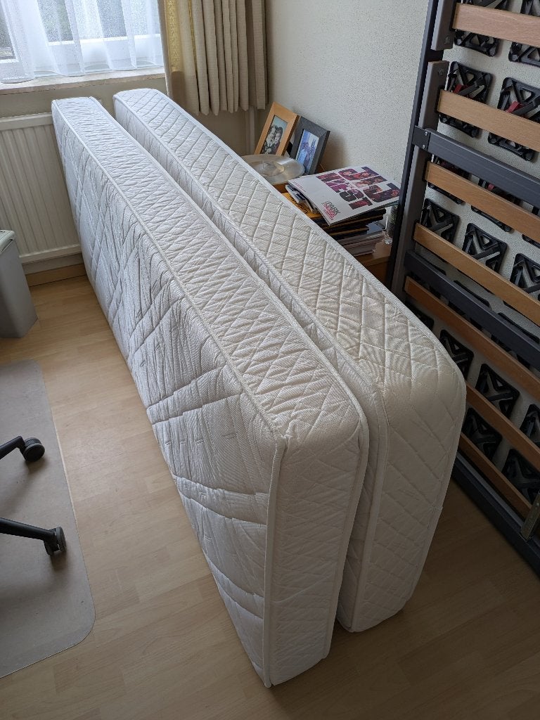 Matras 200x80x18 cm - Zo goed als nieuw, Ophalen, Eenpersoons, Zo goed als nieuw, 80 cm
