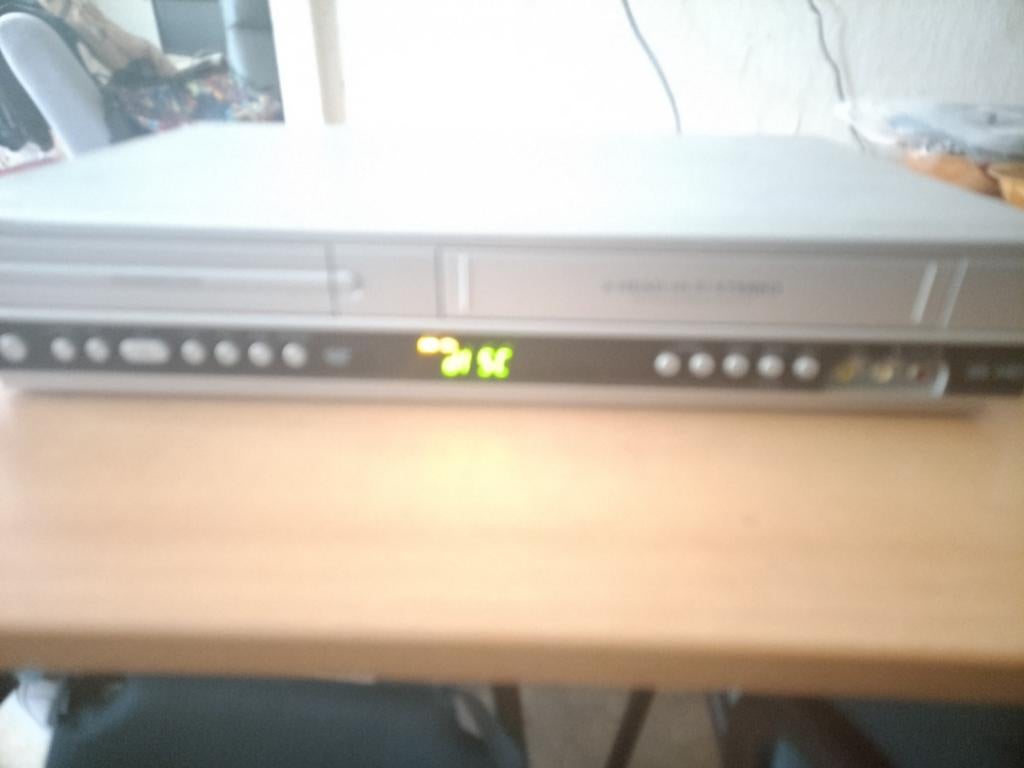 Philips DVP 3350V Hifi video en DVD speler, Ophalen of Verzenden, Gebruikt, VHS-speler of -recorder