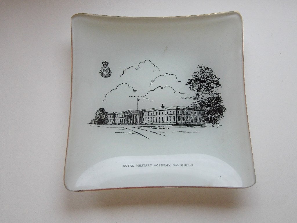 Glazen asbakje Royal Military Academy, Sandhurst, Verzamelen, Militaria | Algemeen, Verzenden, Landmacht, Engeland, Overige typen