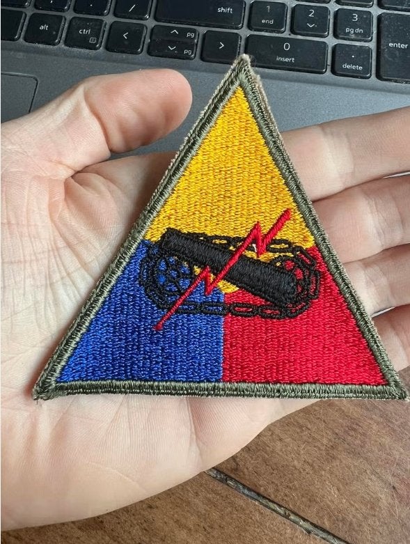 WO2 Amerikaans Armored Division Tank patch sherman, Verzamelen, Amerika, Verzenden, Embleem of Badge