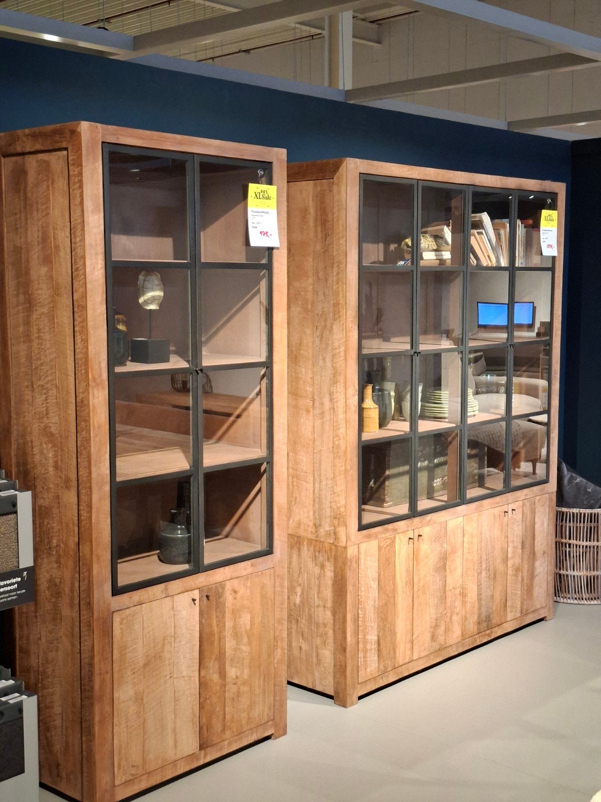 Showroommodel Buffetkast Bruut teakhout, Ophalen