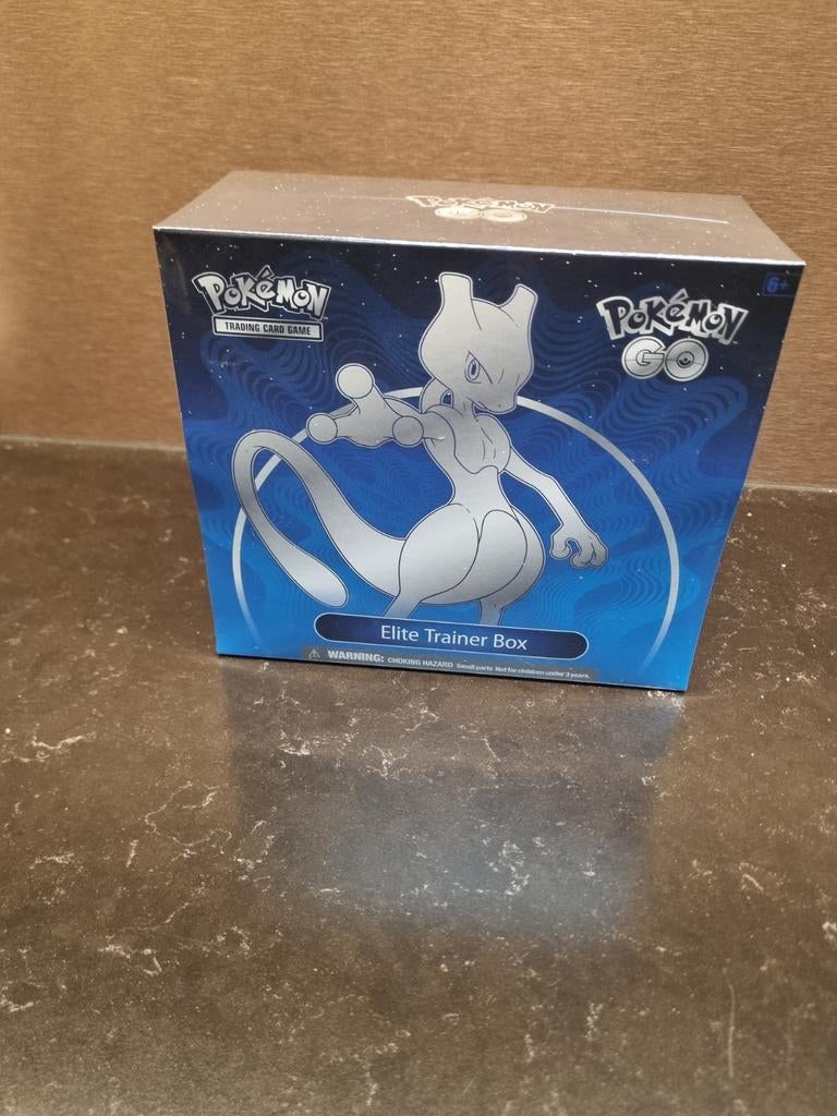 Pokémon GO Elite Trainer Box Mewtwo Sealed ETB, Ophalen of Verzenden, Nieuw, Booster