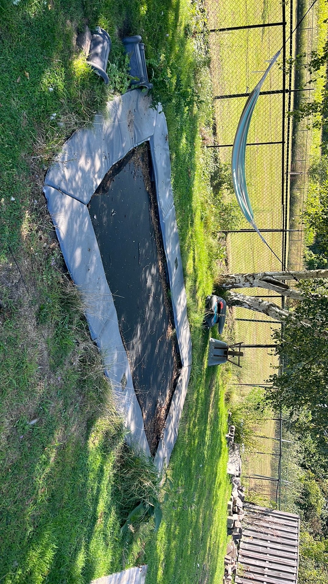 Trampoline in goede staat, Kinderen en Baby's, Speelgoed | Buiten | Trampolines, Ophalen, Gebruikt