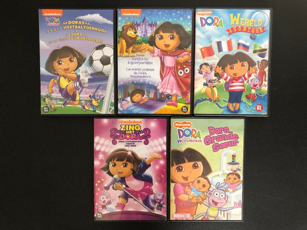 5 x Dora DVD’s – ca 7 uur speelduur - ZGAN, Alle leeftijden, Ophalen, Zo goed als nieuw, Actie en Avontuur