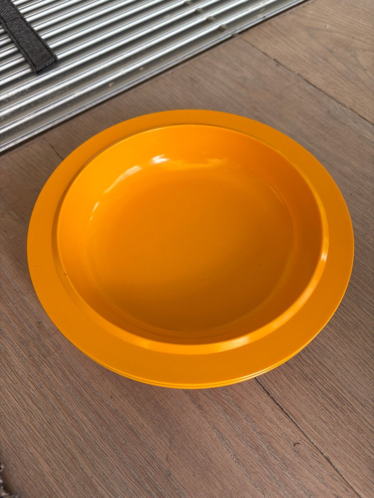 Rosti Mepal Melamine Schaal D195 - Geel en Wit, Overige materialen, Gebruikt, Ophalen of Verzenden, Schaal of Schalen