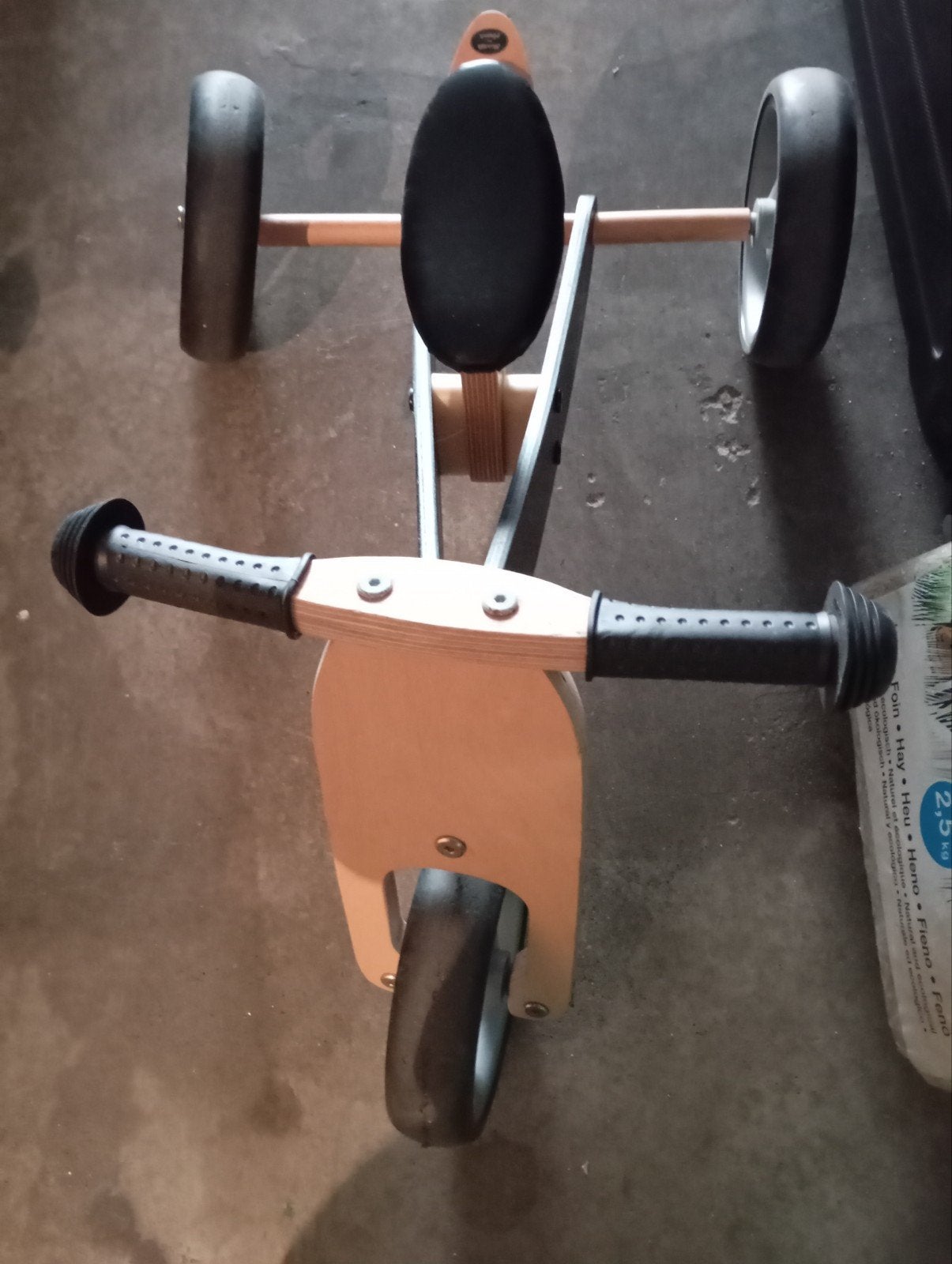 Houten loopfietsje driewieler, Fietsen en Brommers, Ophalen, Minder dan 16 inch