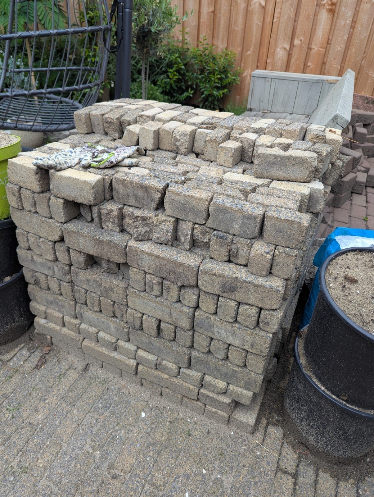 Partij stenen voor de tuin 2 soorten, Ophalen, Bakstenen
