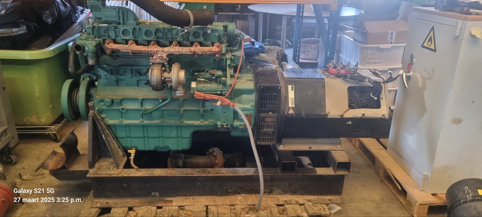 Stamford Generator met Volvo Penta Motor (200 kVA), Ophalen