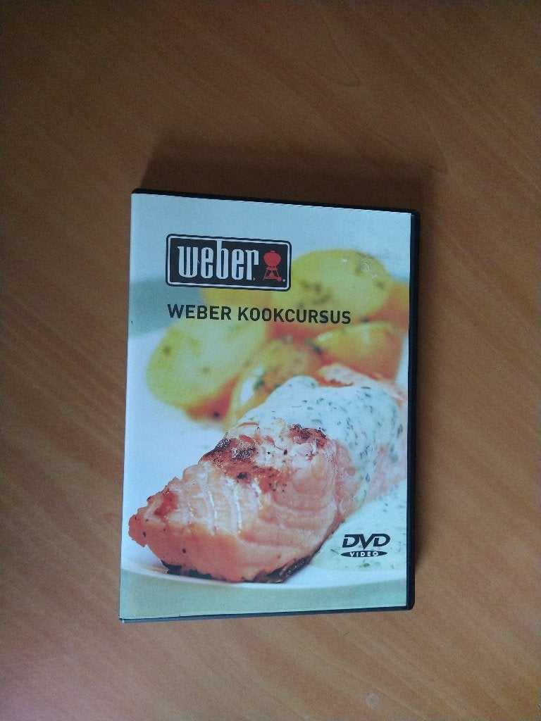 DVD Weber kookcursus - barbecue, Alle leeftijden, Ophalen of Verzenden, Zo goed als nieuw, Natuur