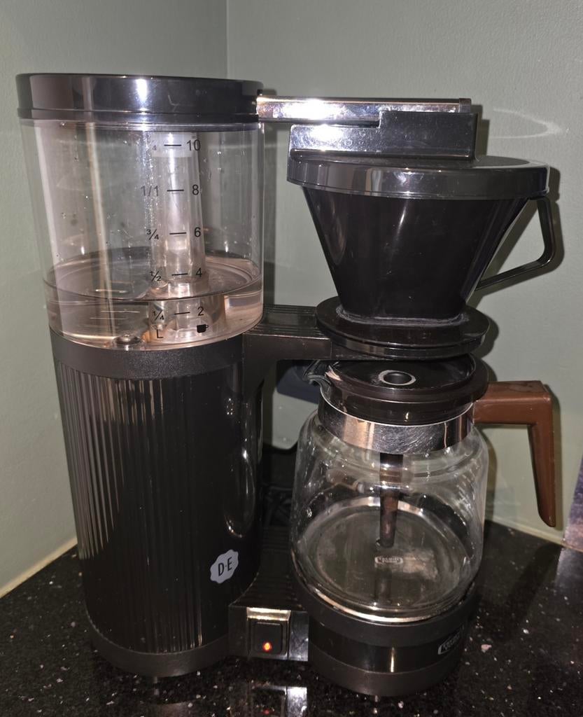 Douwe egberts filterkoffiezetapparaat smitdesign, Gebruikt, Koffiemachine, Gemalen koffie, Ophalen of Verzenden