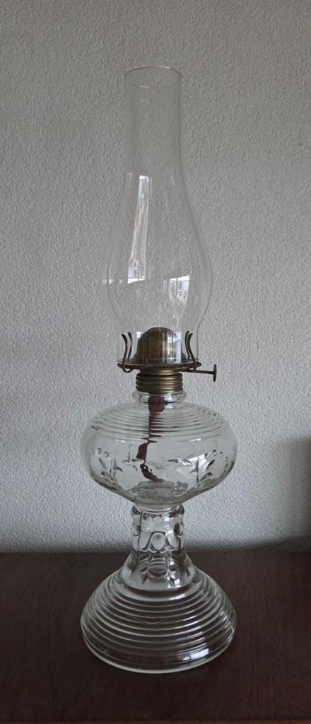Vintage glazen olielamp, Antiek en Kunst, Antiek | Kandelaars, Ophalen of Verzenden, Glas