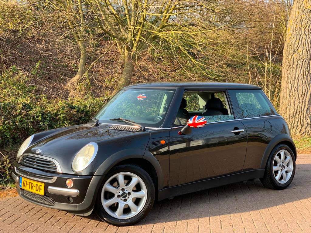 Mini Mini 1.6 One Salt NIEUWE APK 3-2027 ! INRUILKOOPJE!, Voorwielaandrijving, 15 km/l, Gebruikt, 4 cilinders