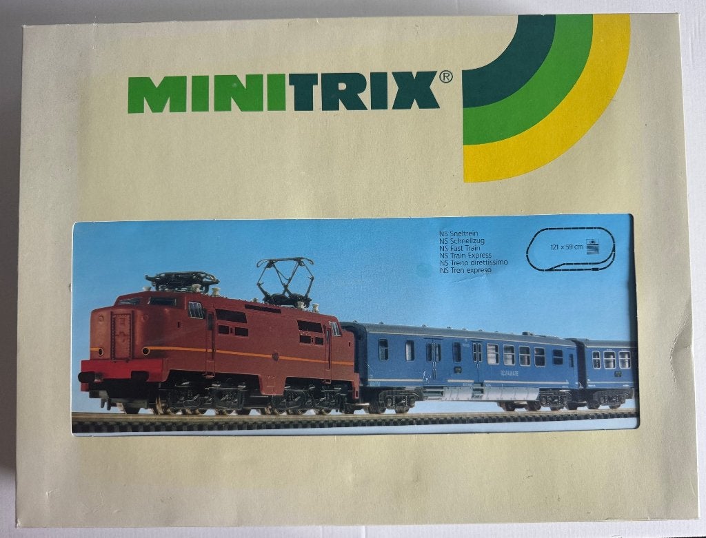 Minitrix set 11081 - NS 1200 bruin + 3 rijtuigen, Gelijkstroom, Trix, Analoog, Ophalen of Verzenden