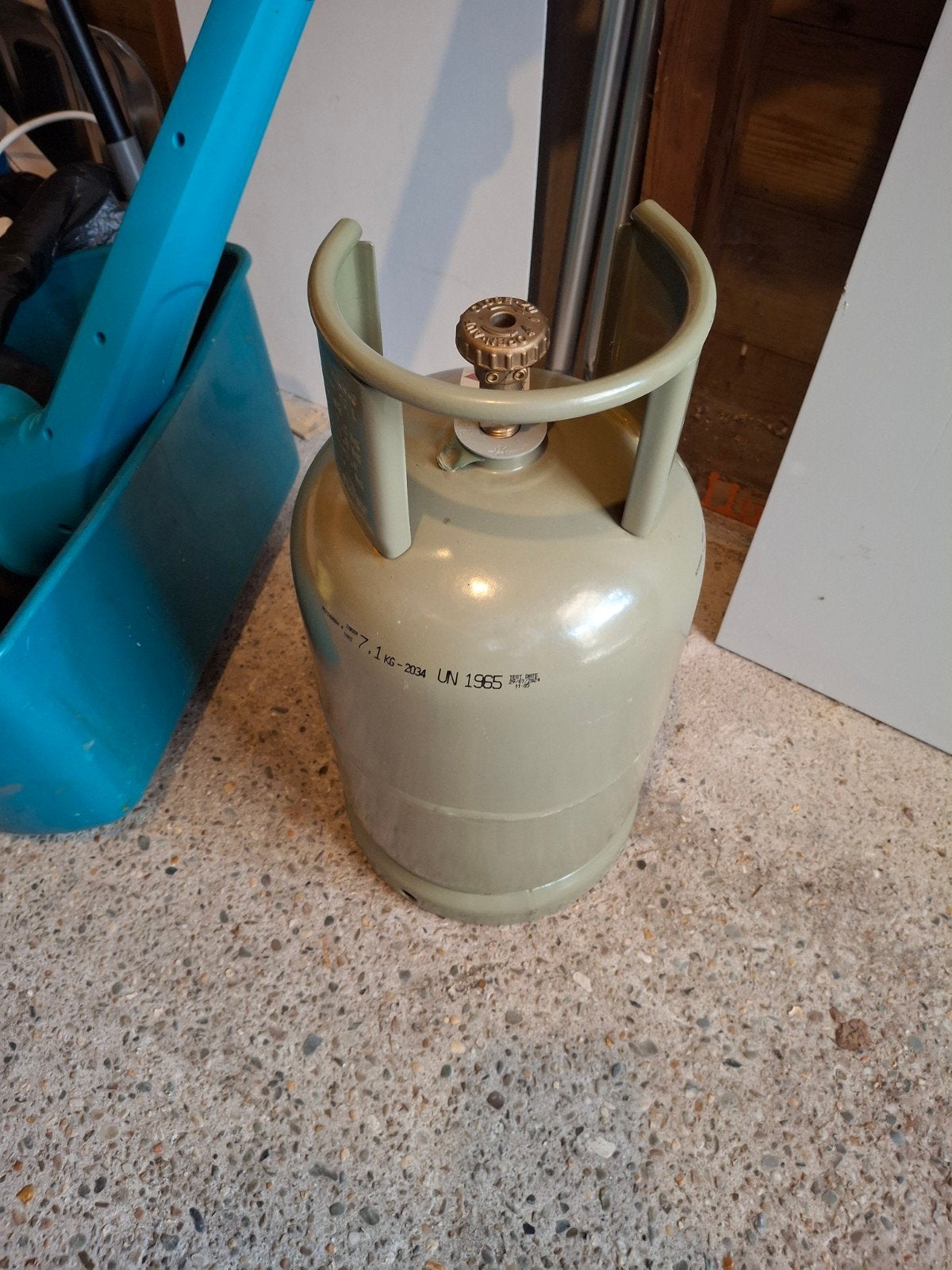 2x gasfles groen zie beschrijving, Ophalen