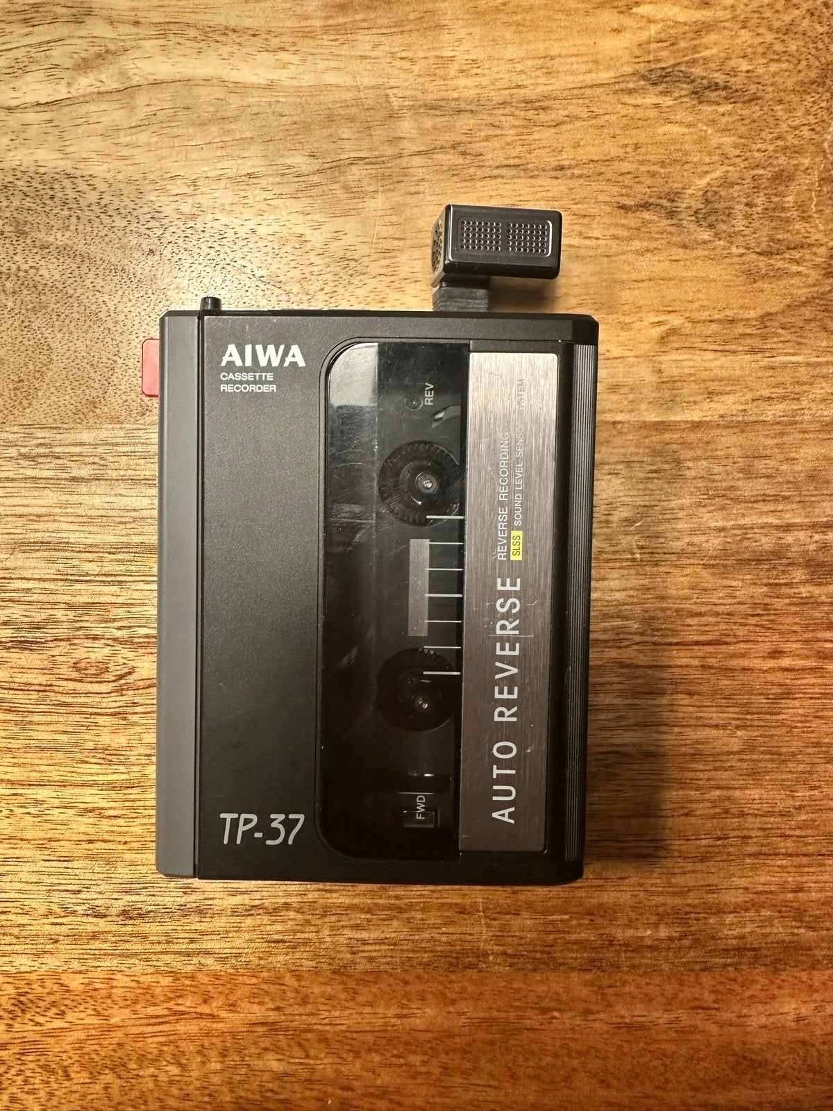 Aiwa TP 37 Walkman - Defect met originele microfoon, Audio, Tv en Foto, Walkmans, Discmans en Minidiscspelers, Ophalen of Verzenden