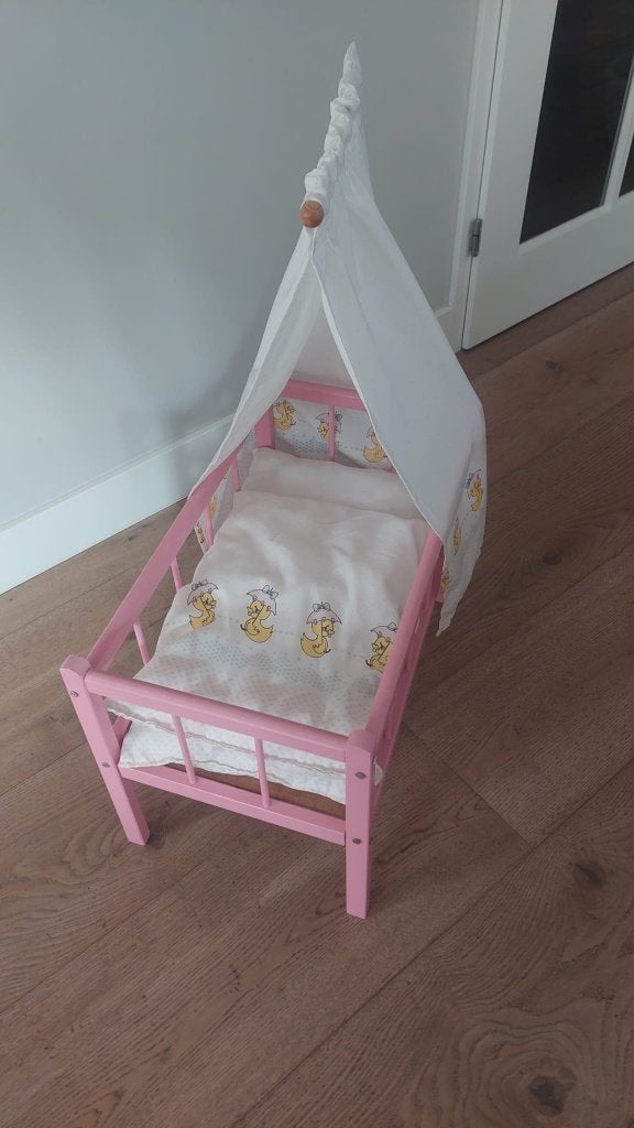 Houten poppenbed - poppenhemelbedje roze met dekens, Ophalen, Gebruikt, Overige typen