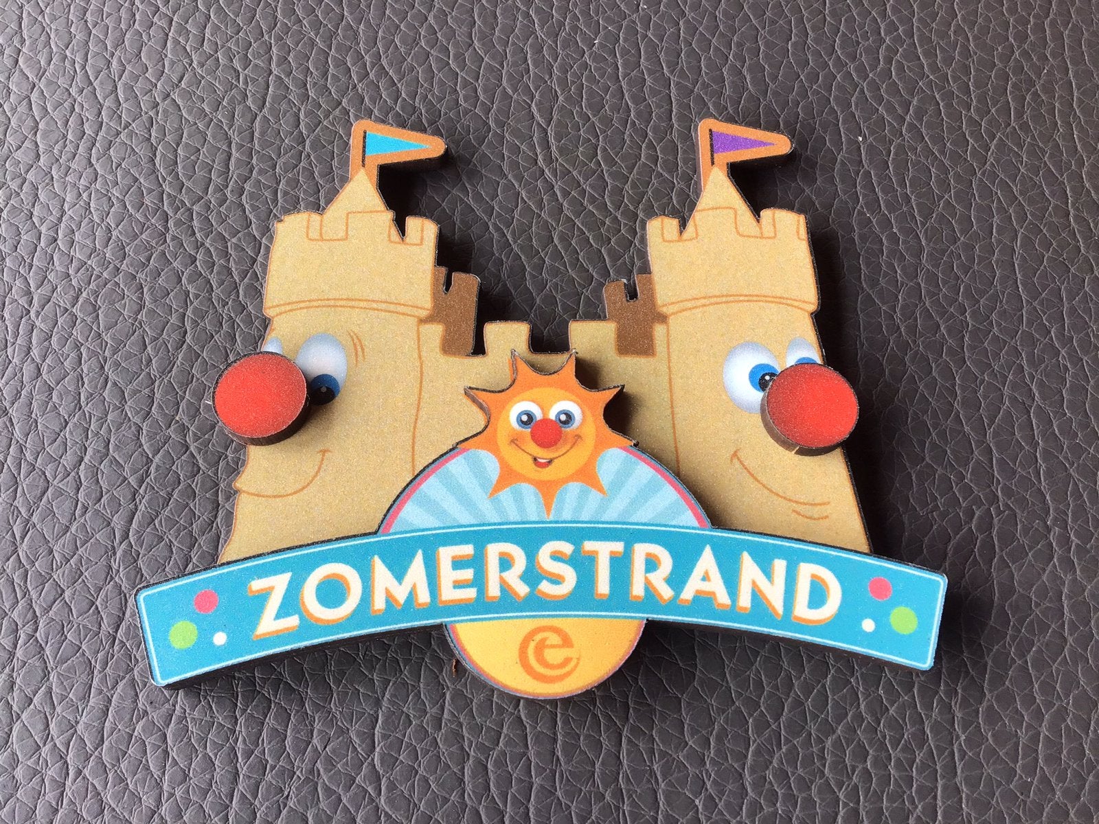 Efteling magneet,,Zomerstrand,,, Ophalen of Verzenden, Nieuw, Button of Speldje