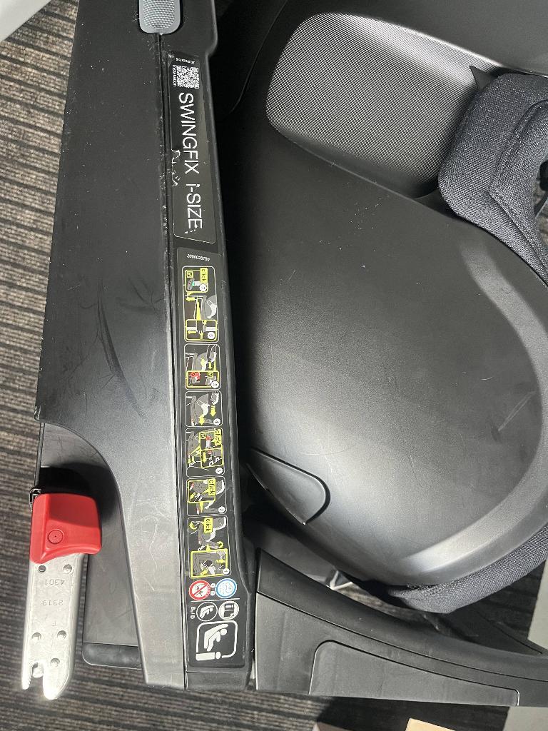 Volvo auto kinderstoel Swingfix I-Size, Kinderen en Baby's, Autostoeltjes, Autogordel of Isofix, 9 t/m 18 kg, Zo goed als nieuw