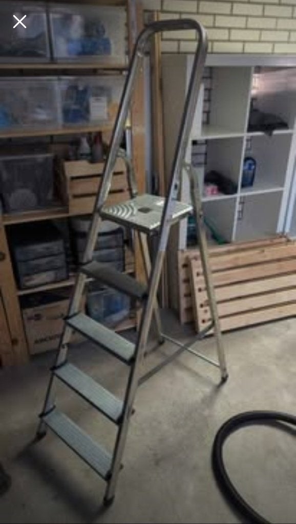 Trapje, Doe-het-zelf en Verbouw, Ladders en Trappen, Ophalen, Trap, Zo goed als nieuw, Opvouwbaar of Inschuifbaar