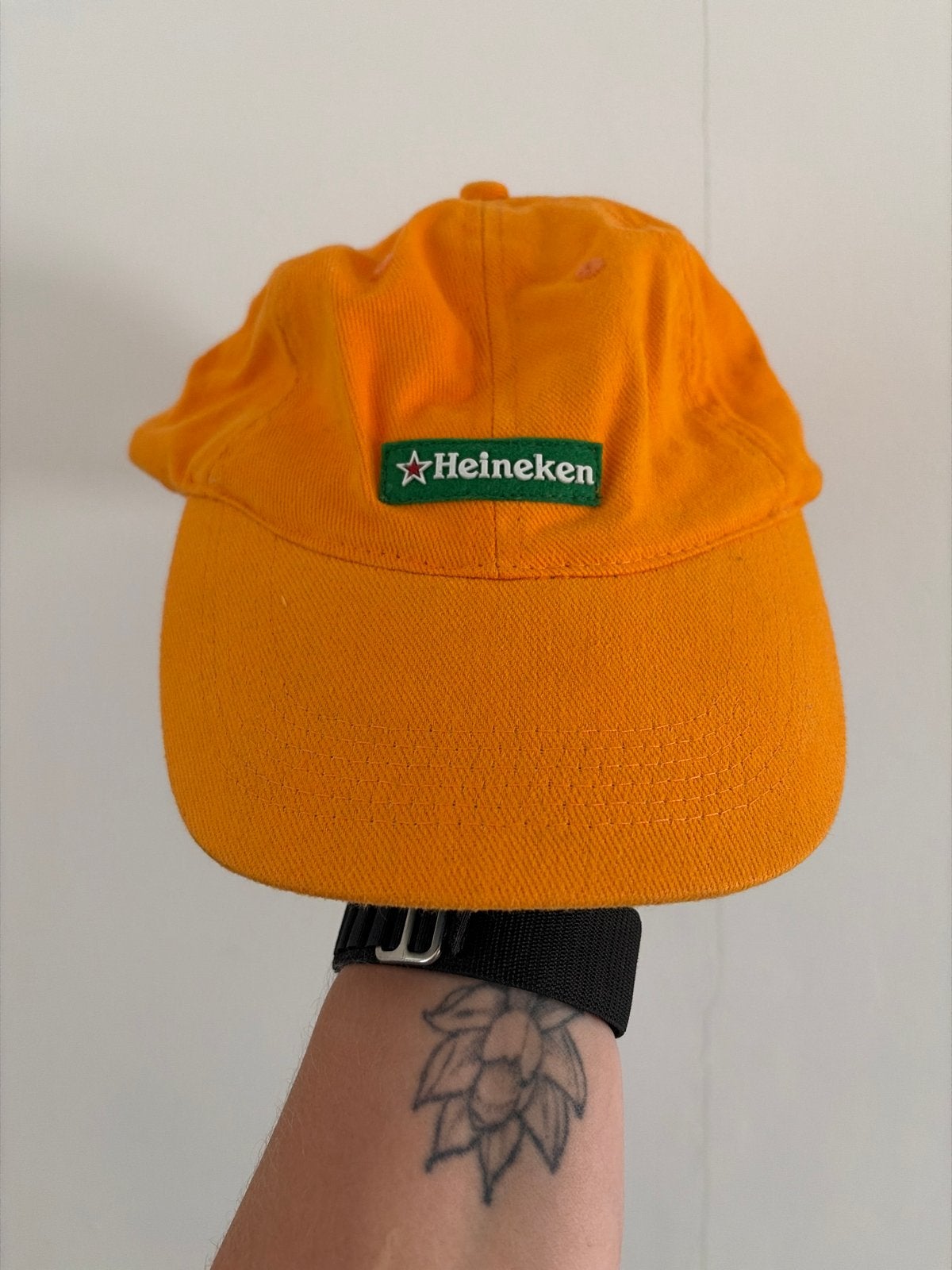 Heineken pet - Oranje met groen logo, Kleding | Dames, Ophalen, Gedragen, One size fits all, Pet