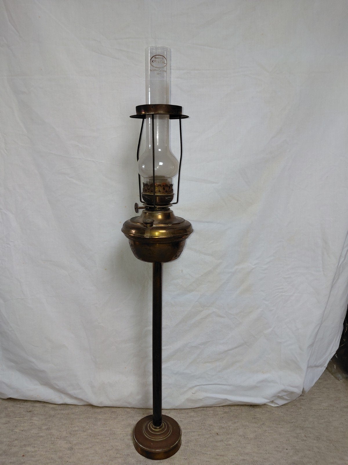 Messing staande olielamp antiek, Ophalen