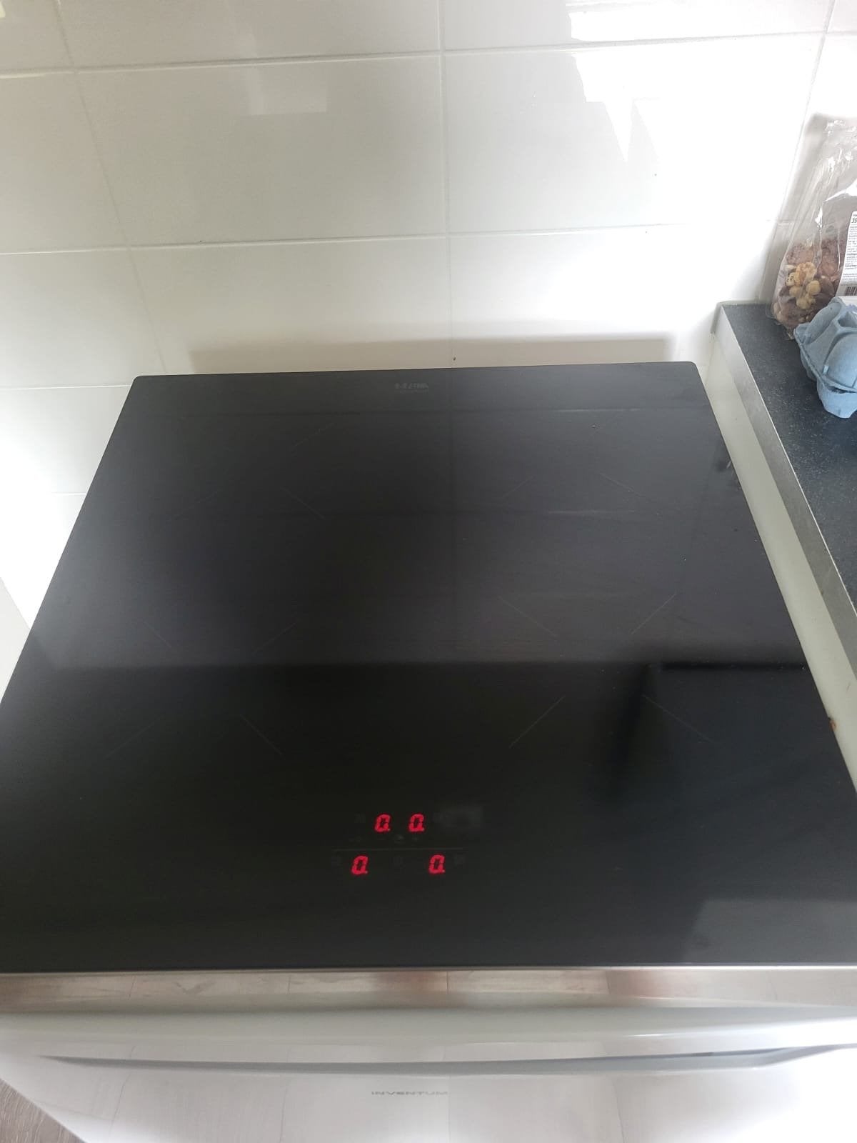 Etna Inductiekookplaat 3,6Kw- met perilex aansluiting, Ophalen, 4 kookzones, Zo goed als nieuw, Inductie