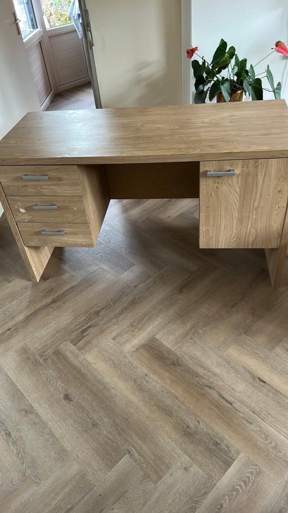 Bureau met kastje en laden, Ophalen, Gebruikt