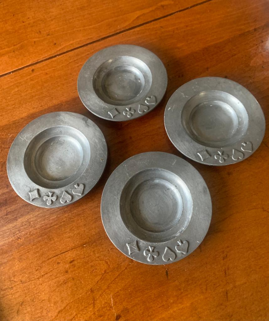 4 Oude kleine tinnen 8.5 diameter schoteltjes, Antiek en Kunst, Antiek | Tin, Ophalen of Verzenden