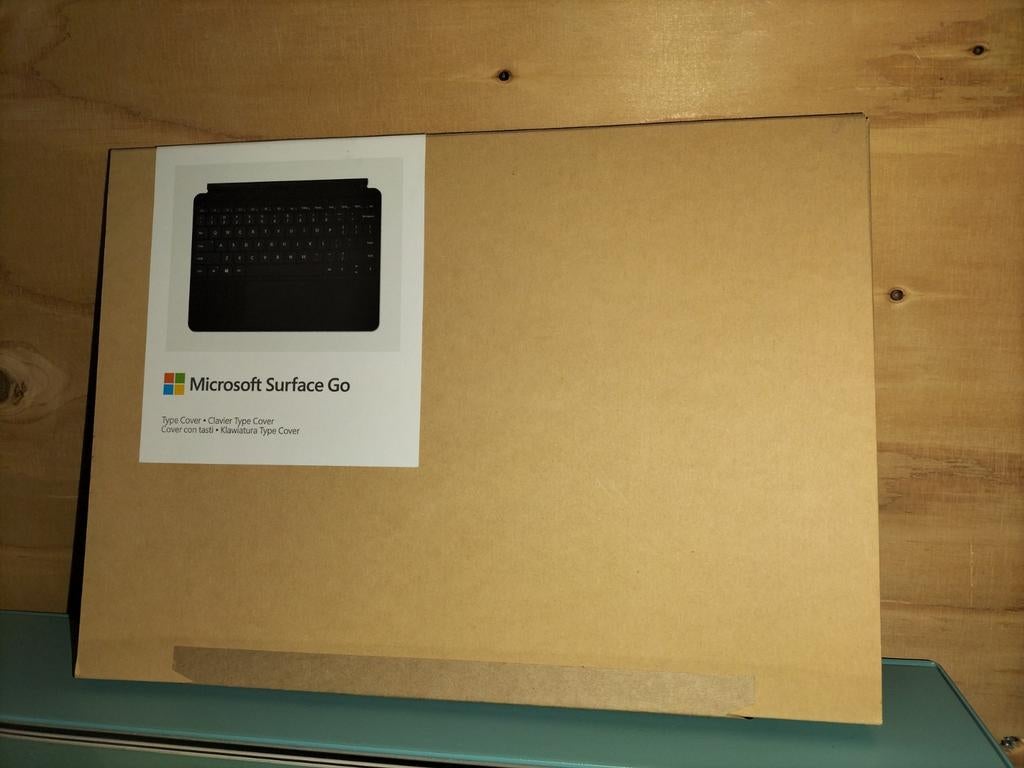 Microsoft Surface Go Type Cover toetsenbord keyboard, Computers en Software, Toetsenborden, Nieuw, Qwerty, Draadloos, Opvouwbaar