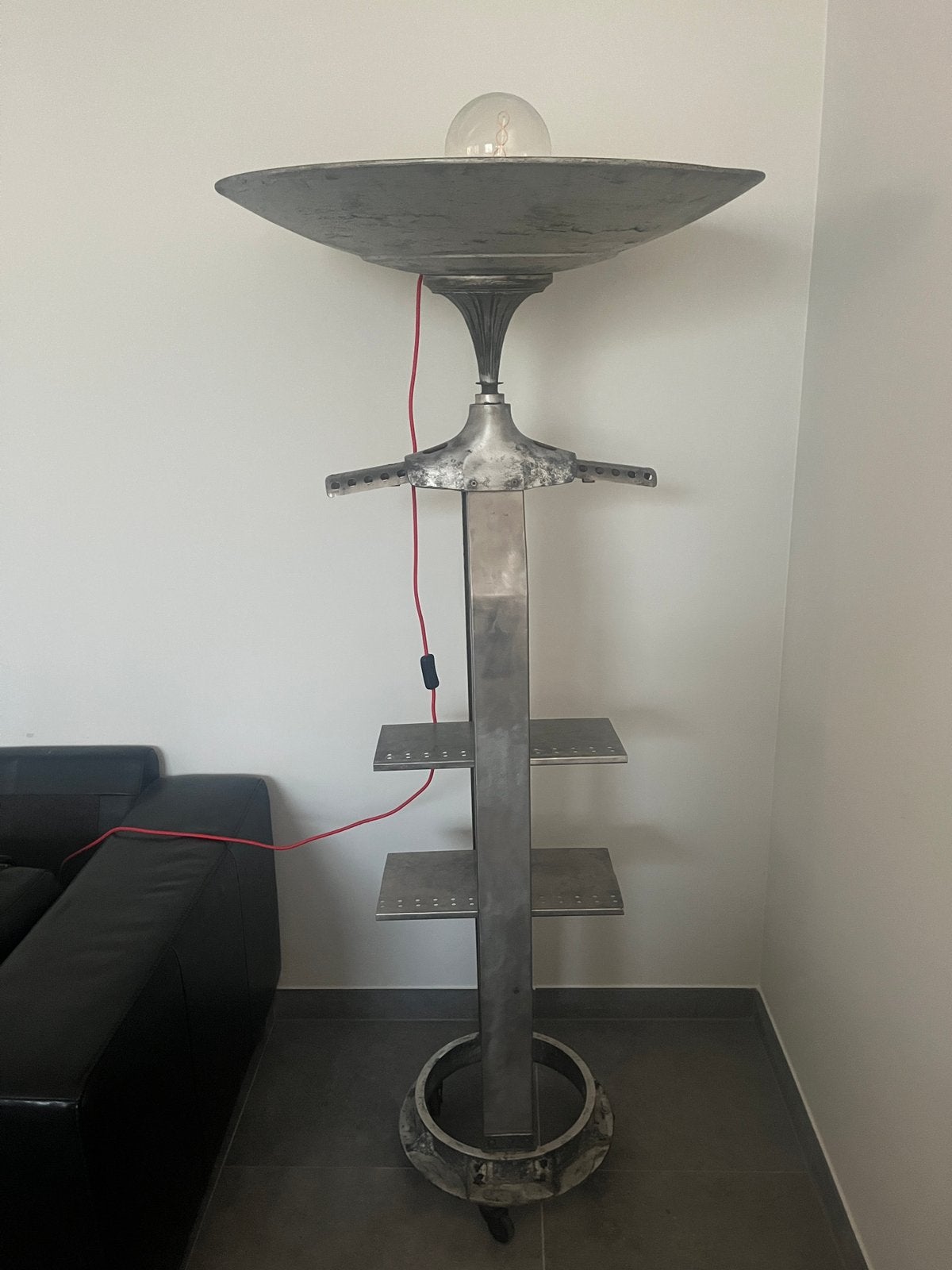 Prachtige industriele lamp, Ophalen