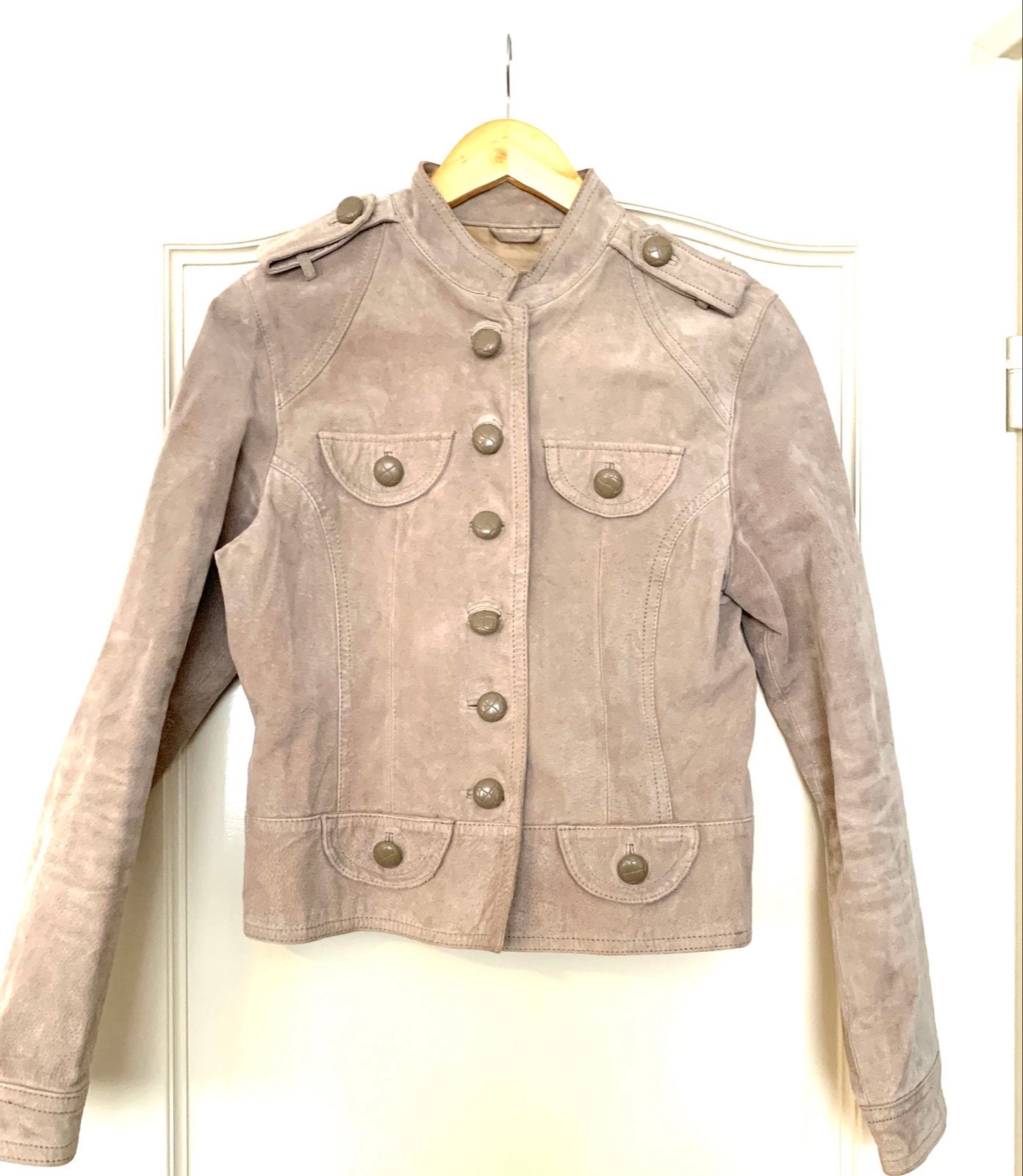 Stijlvol Leren Jasje van Essentials - Maat 38, Kleding | Dames, Jassen | Zomer, Ophalen of Verzenden, Gedragen, Maat 38/40 (M)