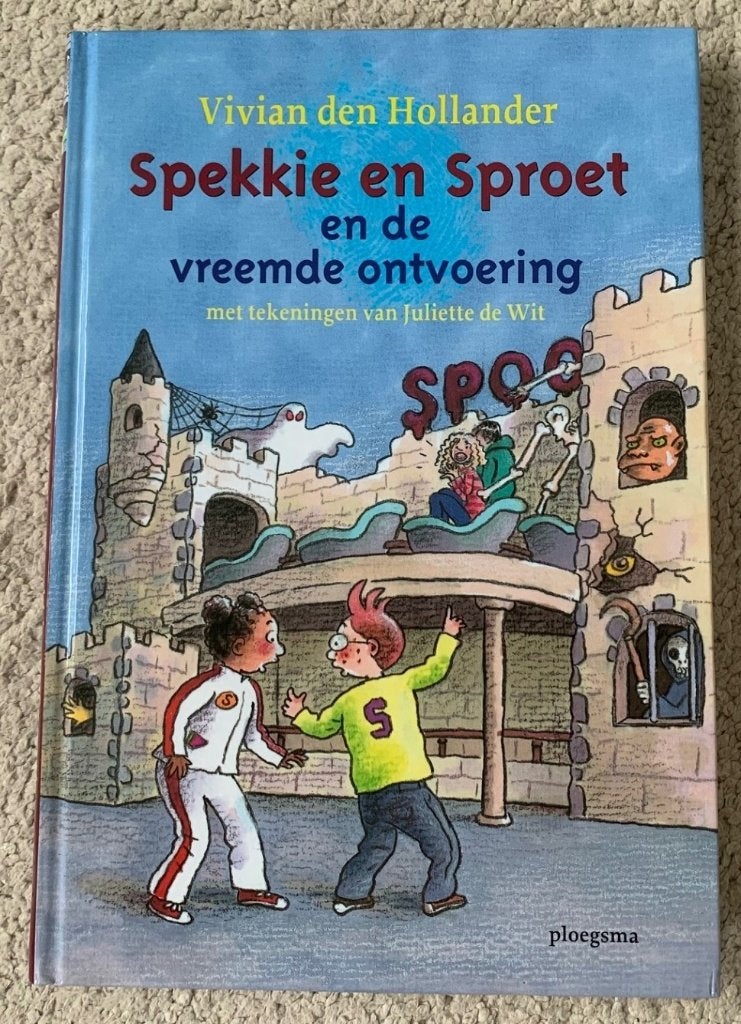 Spekkie en sproet: vreemde ontvoering - Vivian den Hollander, Ophalen of Verzenden, Zo goed als nieuw, Vivian den Hollander, Fictie algemeen
