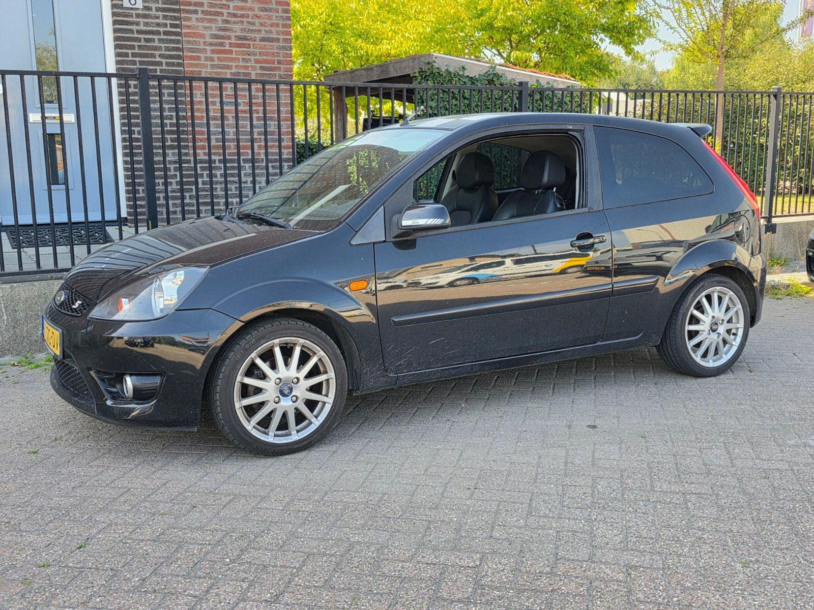 Ford Fiësta 1.6 16V S ULTIMATE EDITION/RALLY NWE APK NAP NL, Voorwielaandrijving, 1596 cc, 15 km/l, 40 €/maand