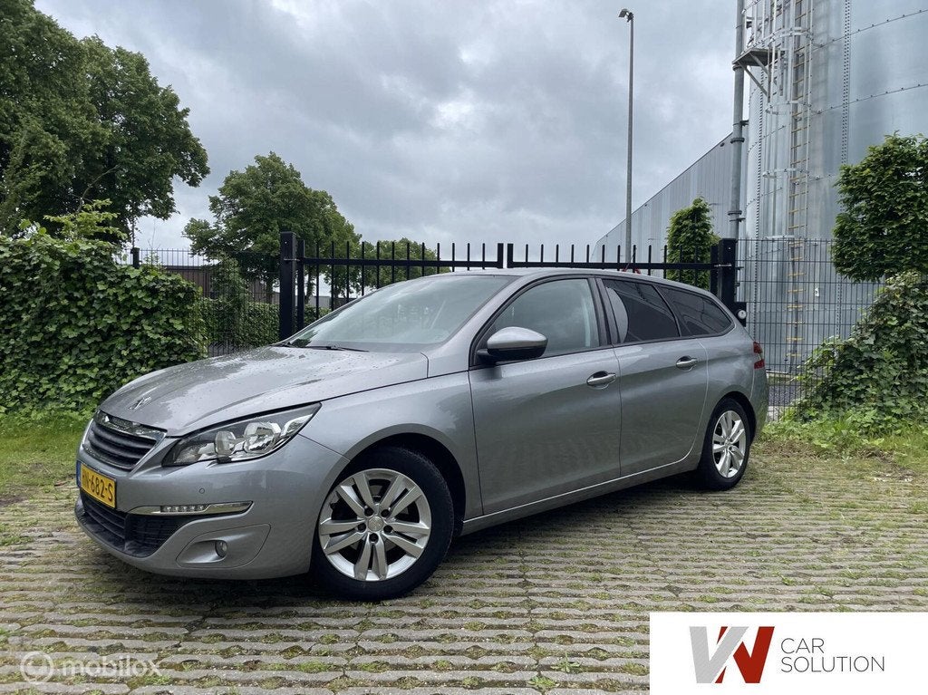 Peugeot 308 SW 1.6 BlueHDI Executive NAP PANO NAVI PDC CAM, Voorwielaandrijving, 4 cilinders, Origineel Nederlands, 140 €/maand