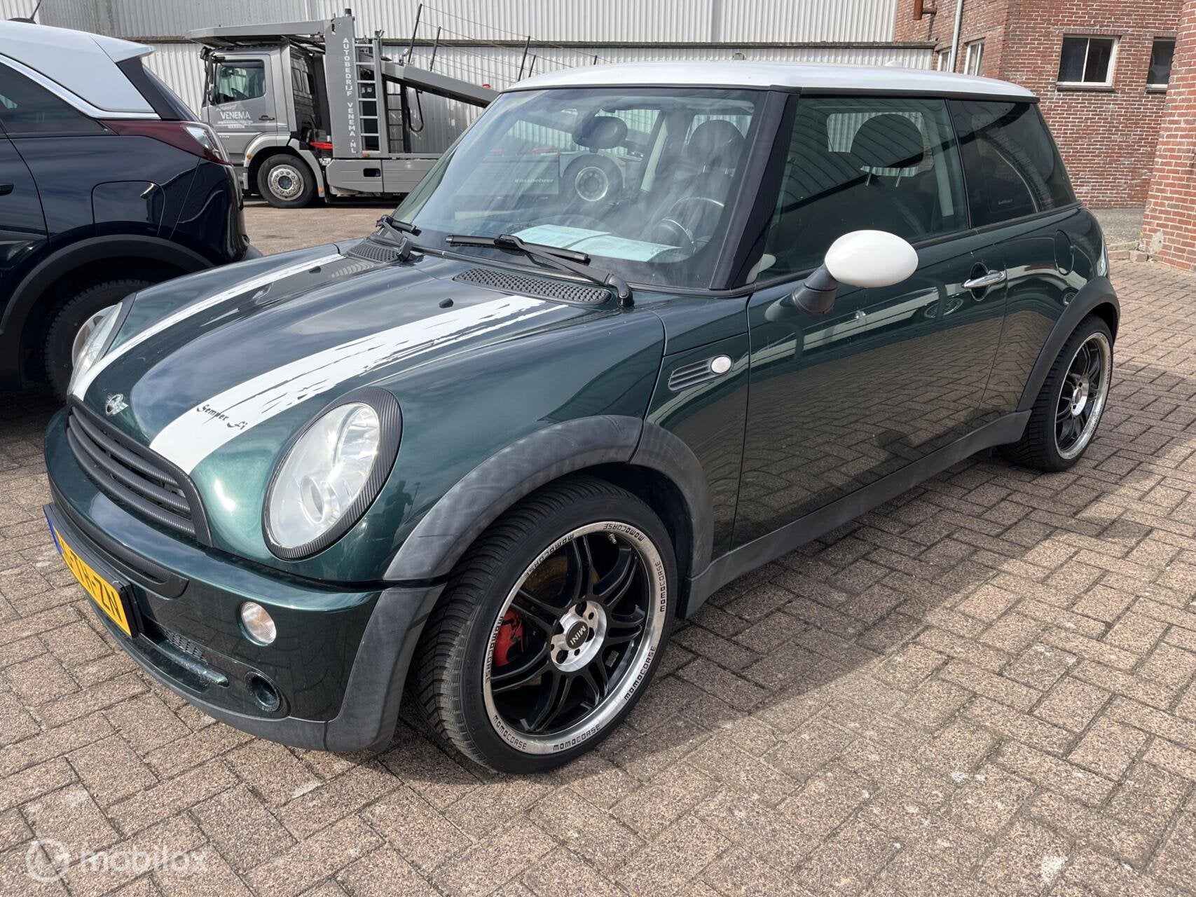 Mini Mini 1.6 Cooper Pepper goede / nette mini apk 27-08-'27, Auto's, Voorwielaandrijving, Stof, Zwart, 4 cilinders