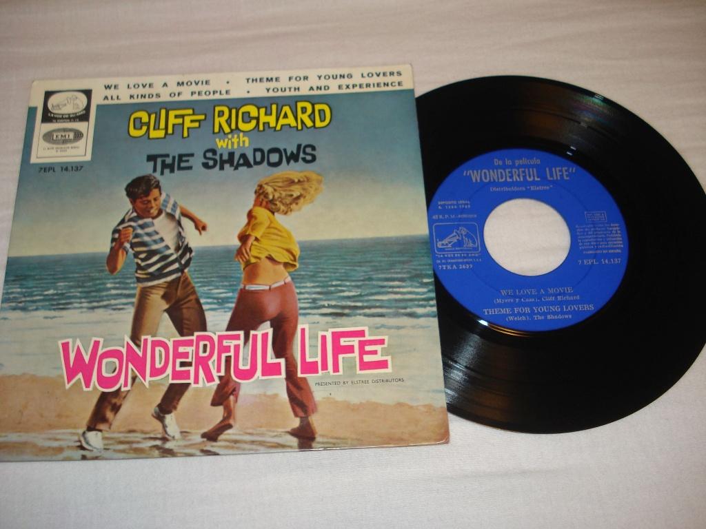 Cliff Richard    EP  Wonderful Life   Spanje    Orgineel, Cd's en Dvd's, Vinyl Singles, Zo goed als nieuw, EP, Fotohoes, Originele persing
