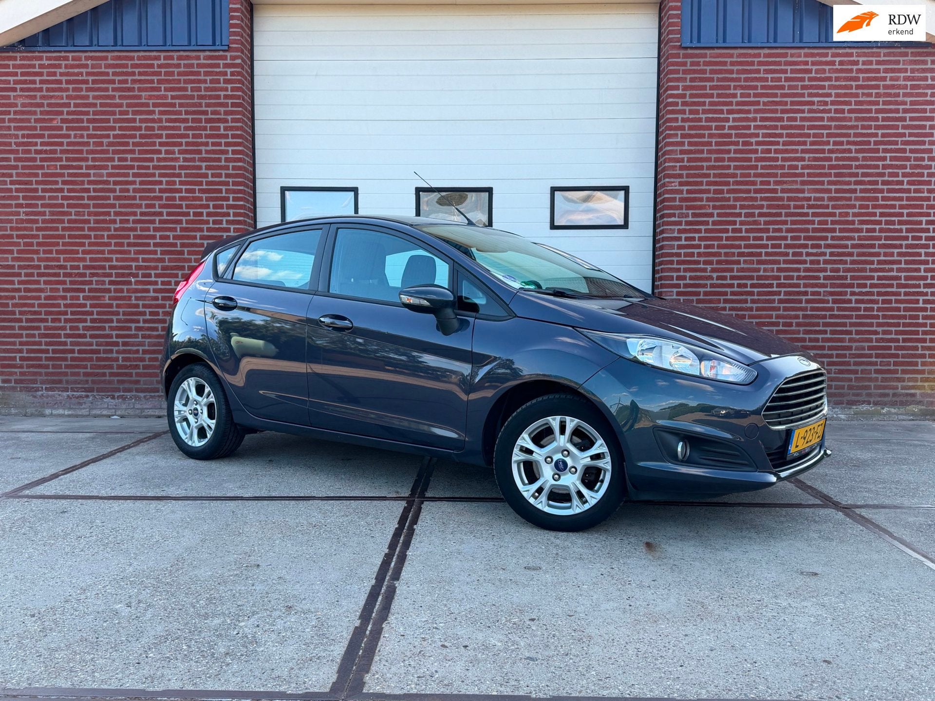 Ford Fiesta 1.25 Titanium Sync Trekhaak Stoelverwarm, Voorwielaandrijving, Euro 5, 82 pk, Bedrijf