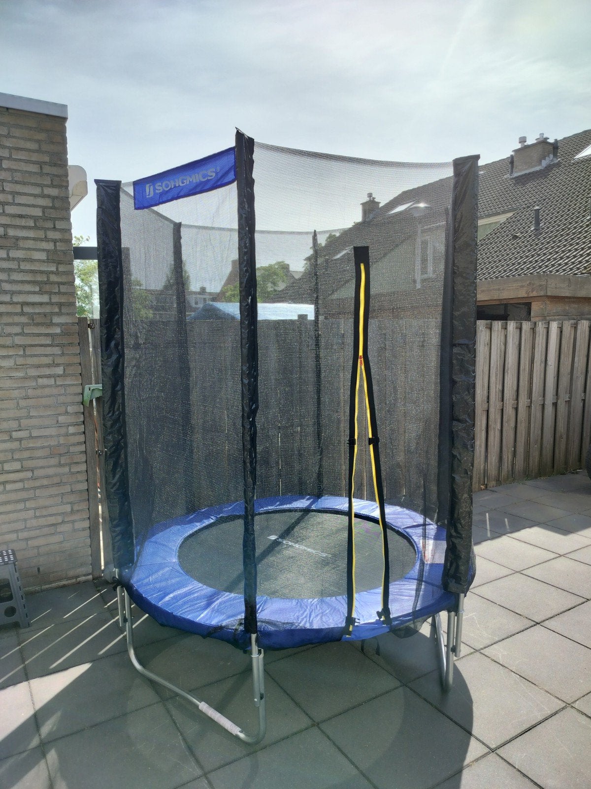 Songmics Trampoline 185cm Zo goed als nieuw, Kinderen en Baby's, Ophalen, Zo goed als nieuw