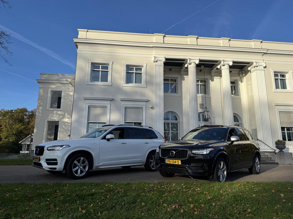 Volvo XC90 2.0 T8 HYBRID PANORAMADAK, AWD (bj 2016), Gebruikt, 1969 cc, 7 stoelen, Wit