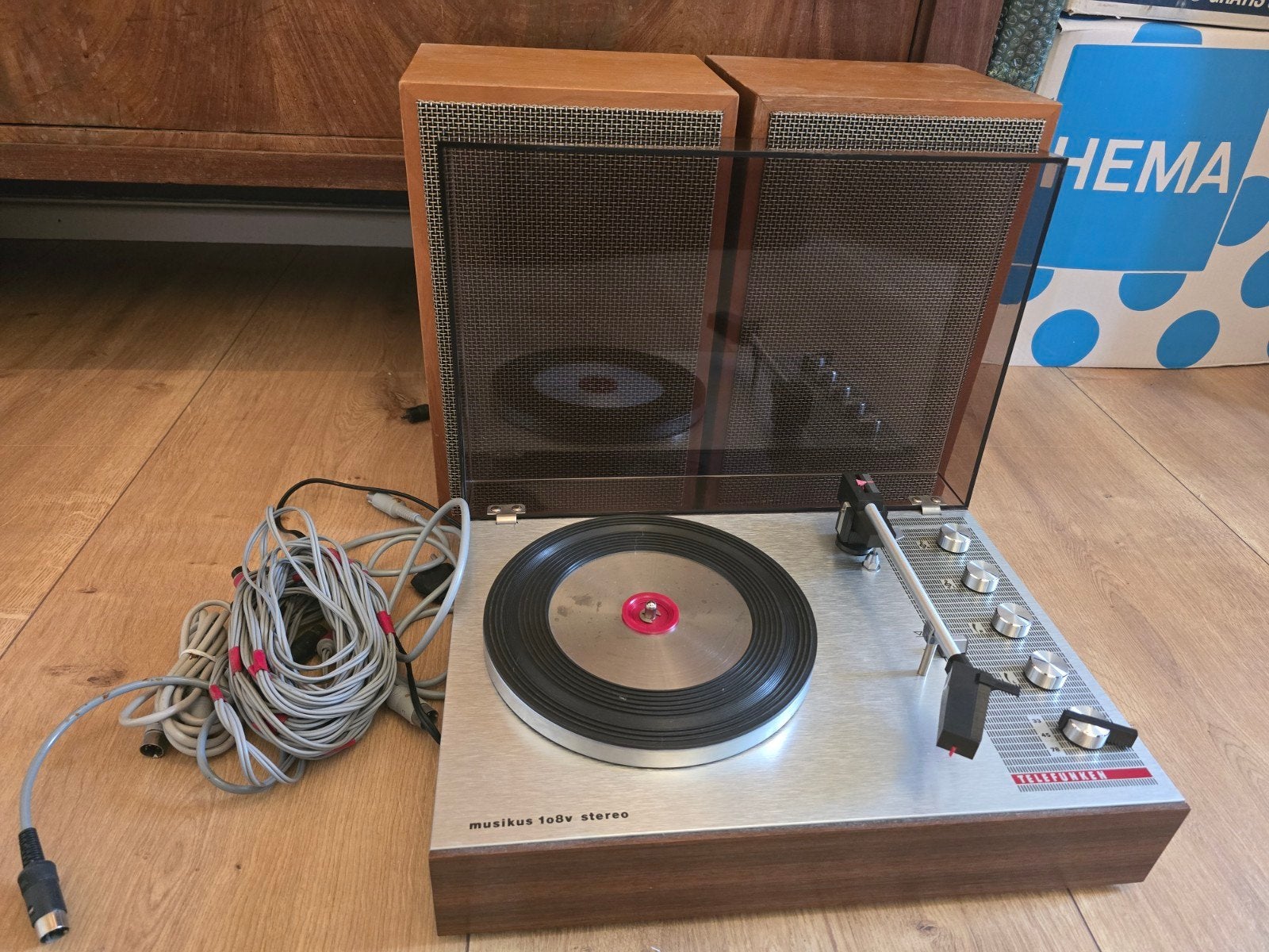 Vintage Platenspeler Musikus 108V Stereo met 2 Boxen, Ophalen of Verzenden, Gebruikt, Platenspeler, Overige merken