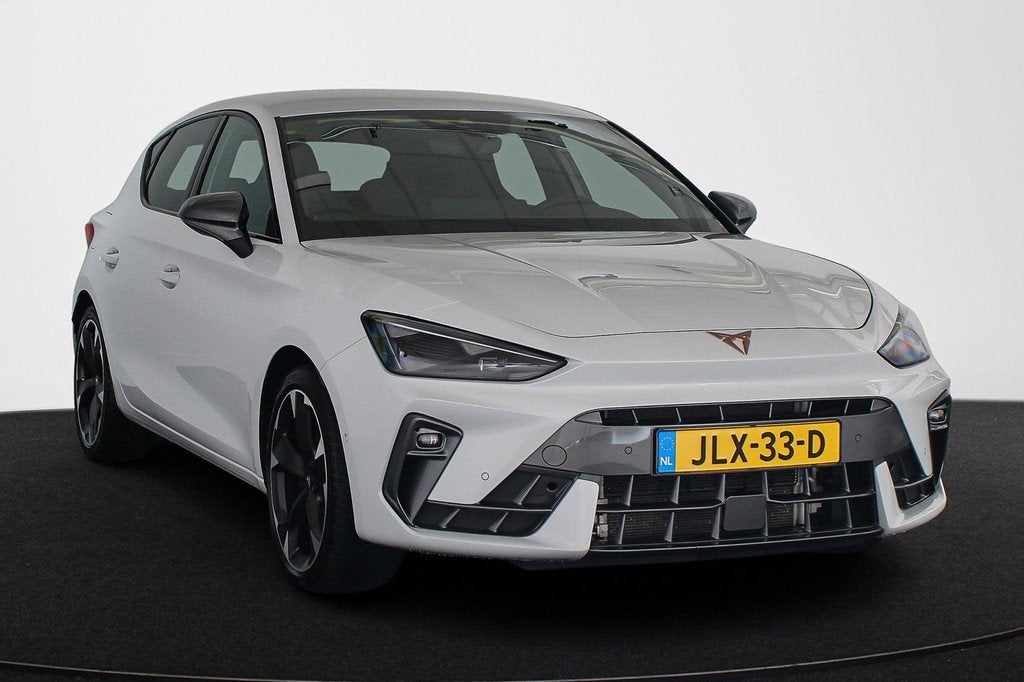CUPRA Leon 1.5 TSI e-Hybrid Business Facelift Kuipstoelen St, Auto's, Cupra, 4 cilinders, 1573 kg, Alcantara, Plug-in hybride