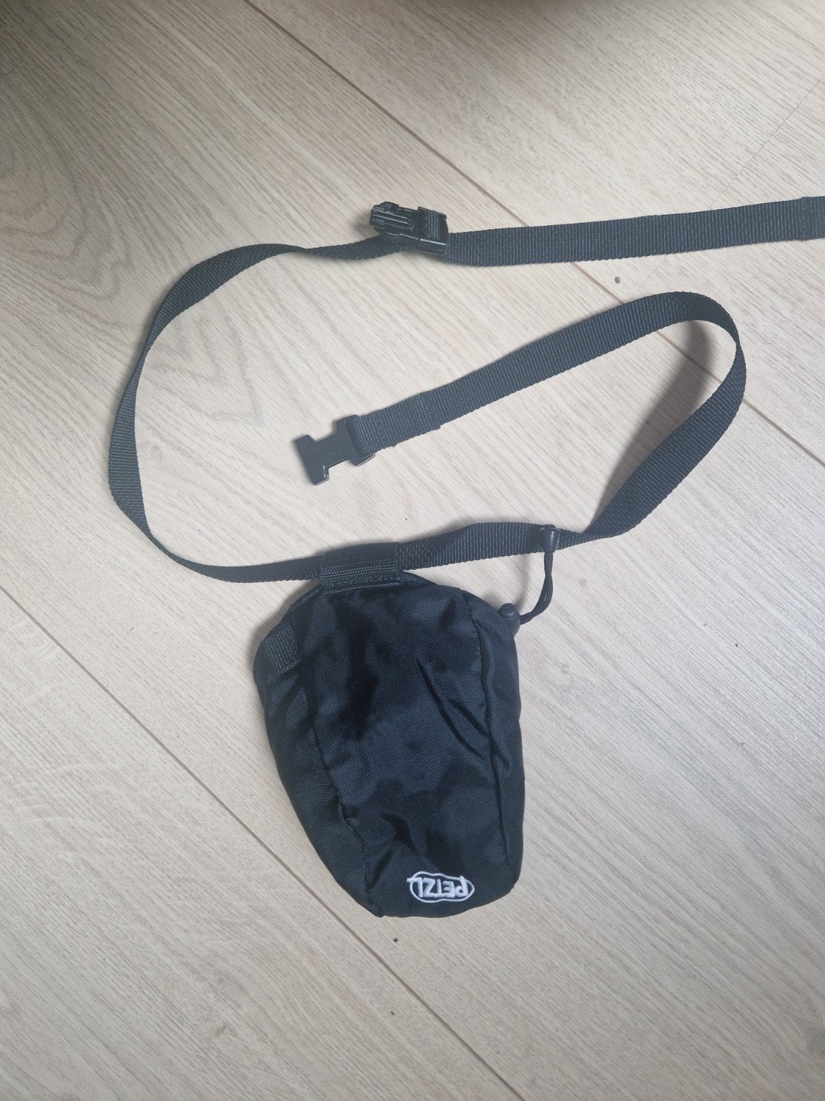 Petzl pofzak met unieke muisprint, Ophalen of Verzenden, Zo goed als nieuw, Klimsport-accessoire
