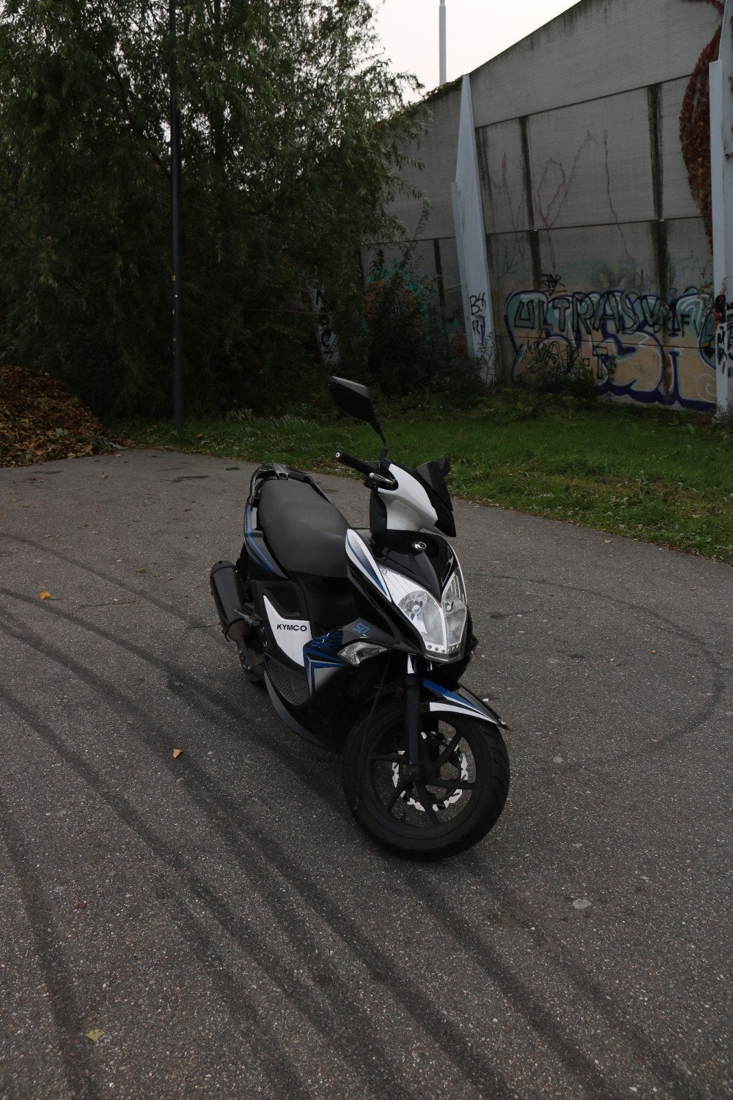 Kymco Super 8 Scooter, Fietsen en Brommers, Ophalen, Gebruikt, Maximaal 45 km/u, Benzine