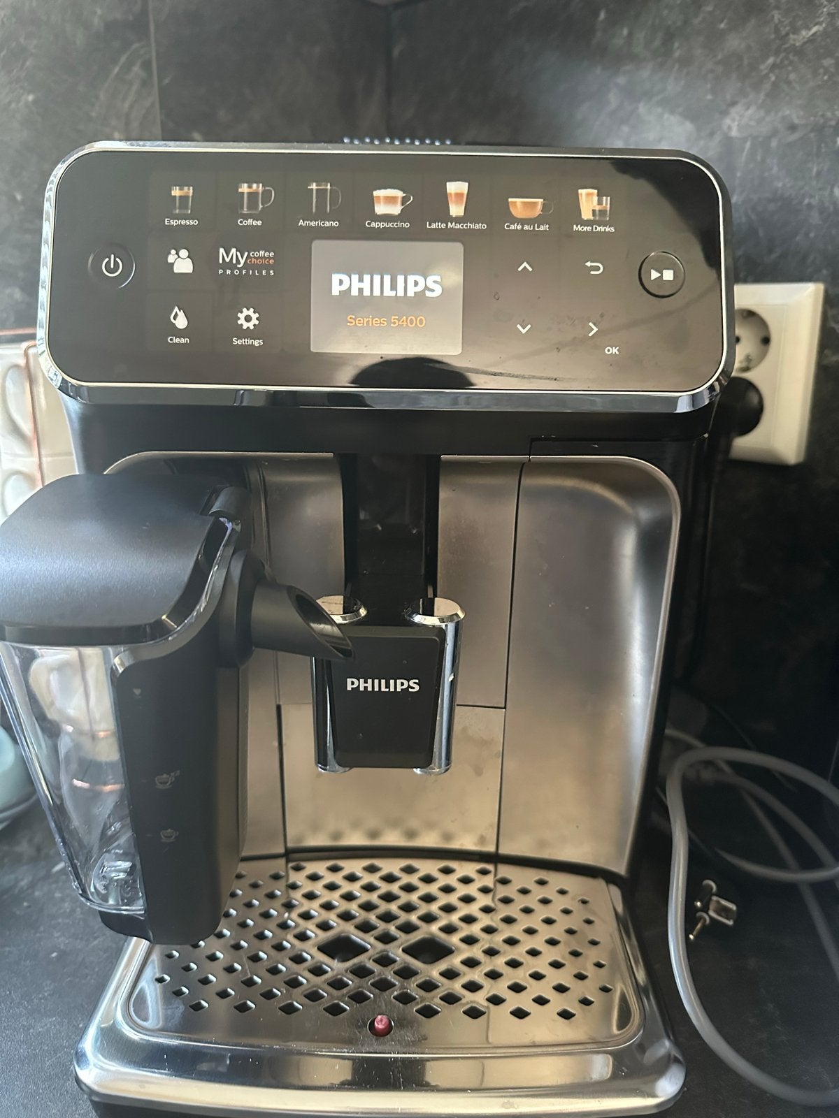 Philips Series 5400 Koffiemachine - Defect/Onderdelen, Witgoed en Apparatuur, Koffiezetapparaten, Afneembaar waterreservoir, Verzenden
